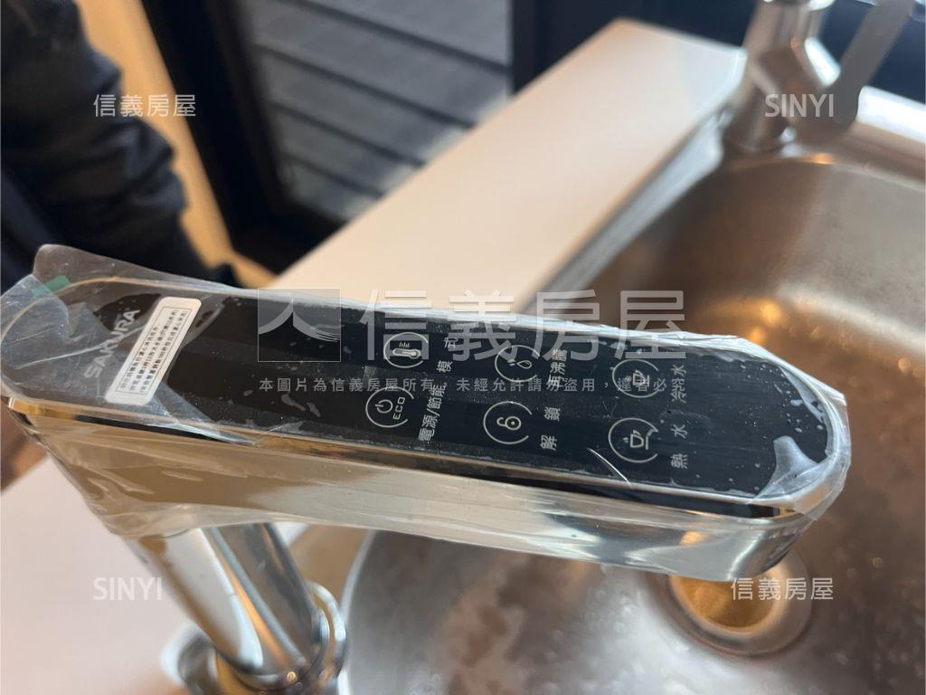 泊心港灣綠園私藏兩房車位房屋室內格局與周邊環境