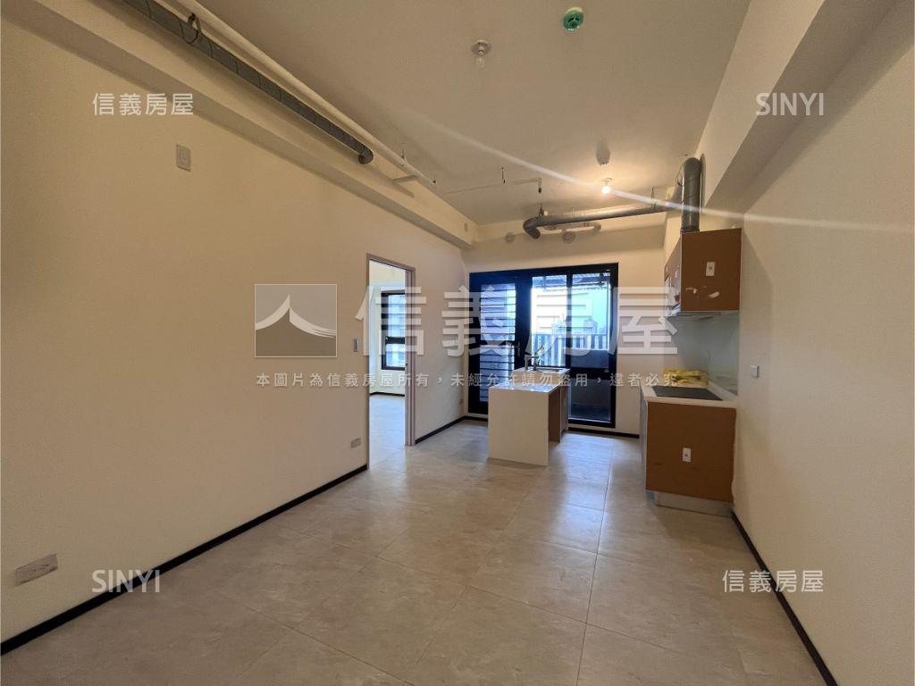 泊心港灣綠園私藏兩房車位房屋室內格局與周邊環境