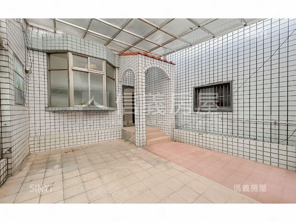 慈龍街精裝潢美透天房屋室內格局與周邊環境