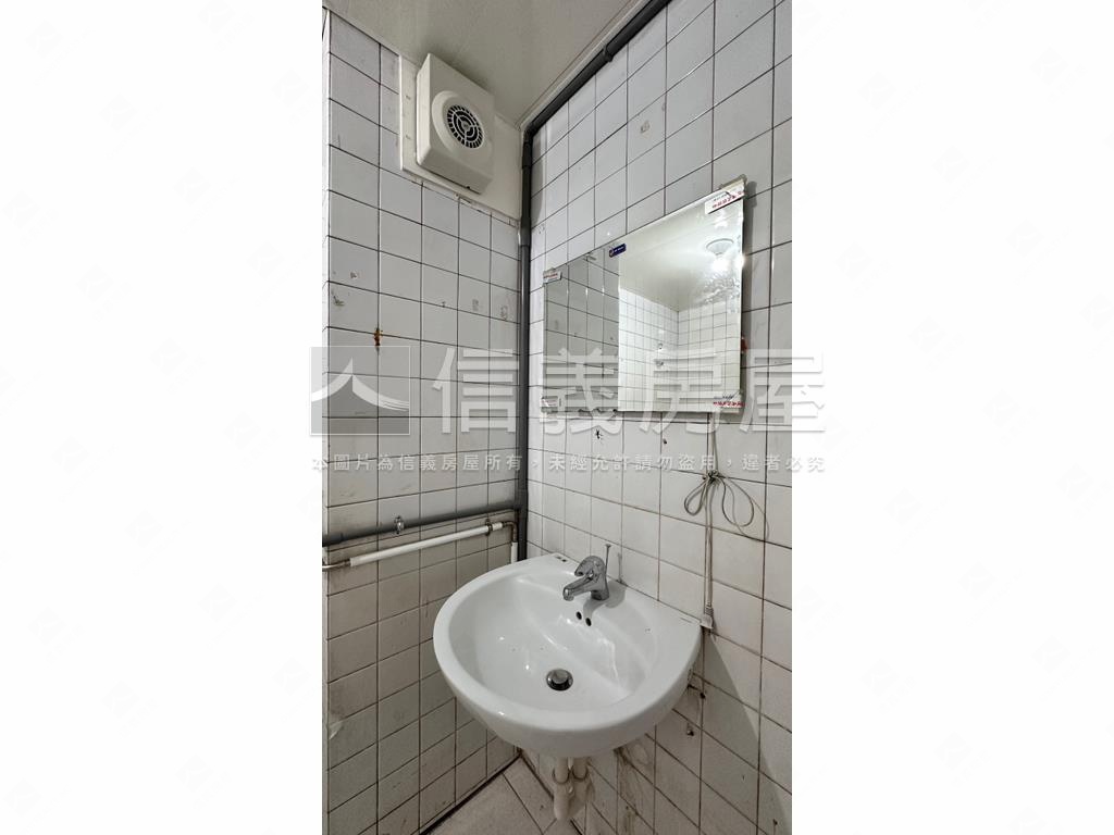 新北投低總價電梯套房房屋室內格局與周邊環境