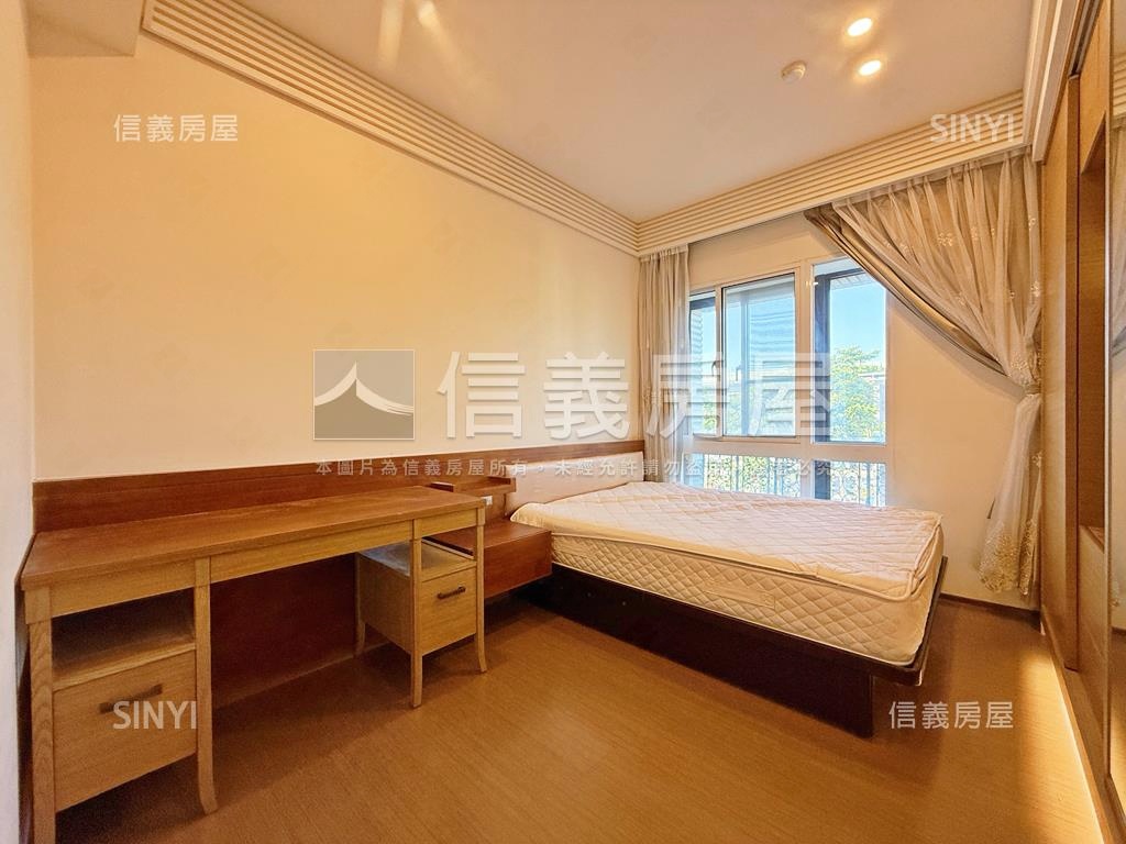 皇家舒適樂居四房車位房屋室內格局與周邊環境