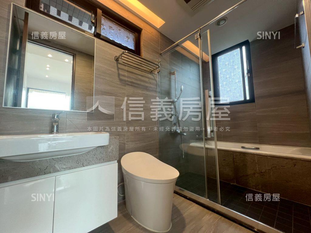 近青塘園青墨雧３房車位房屋室內格局與周邊環境