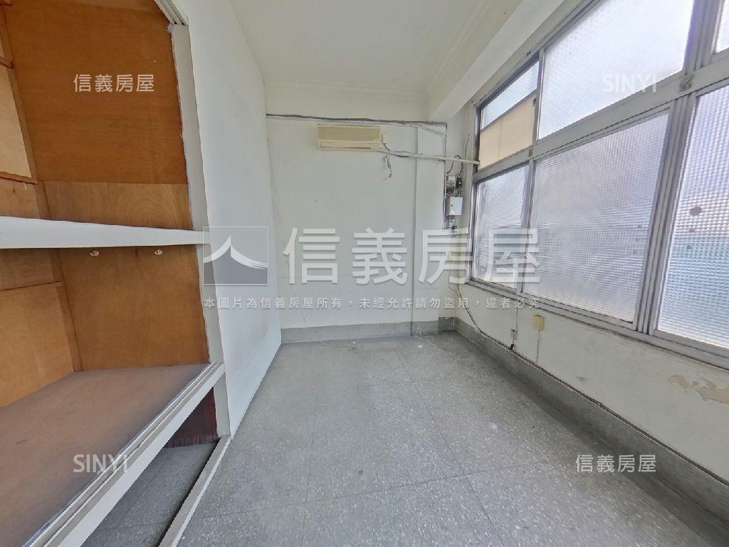 正復興路四段！黃金透店房屋室內格局與周邊環境