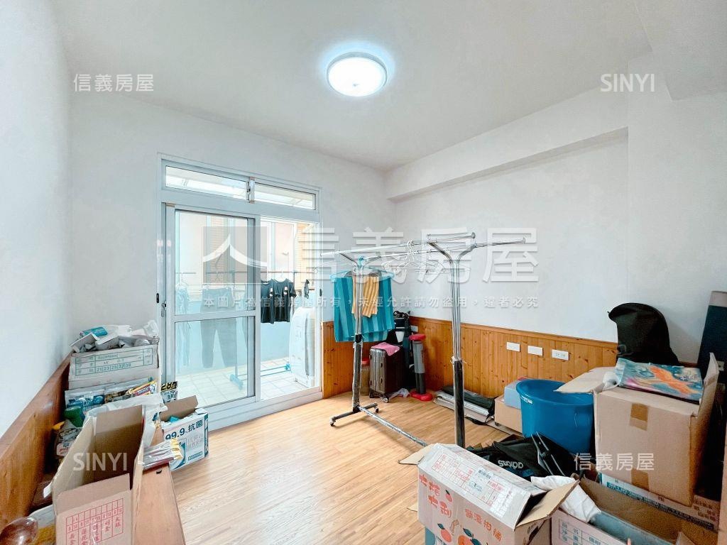 佛朗明哥社區型邊間別墅房屋室內格局與周邊環境