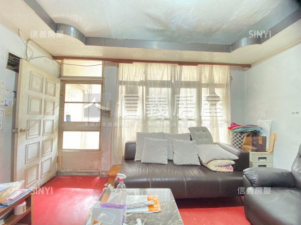 ⭐環球百貨。邊間三房房屋室內格局與周邊環境