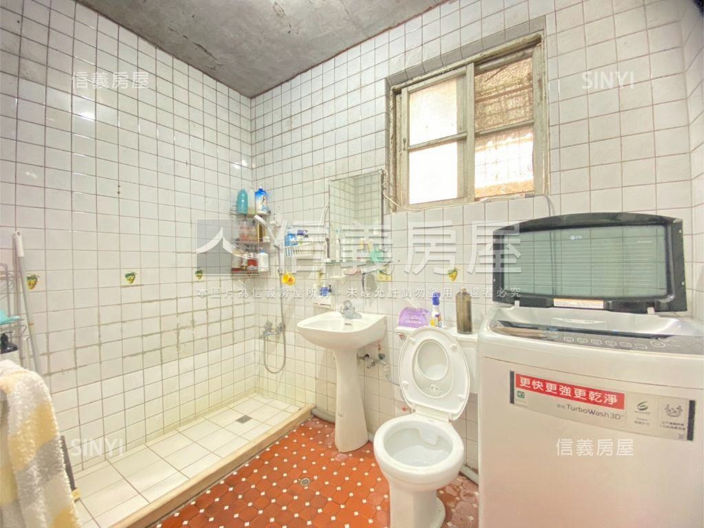 ⭐環球百貨。邊間三房房屋室內格局與周邊環境