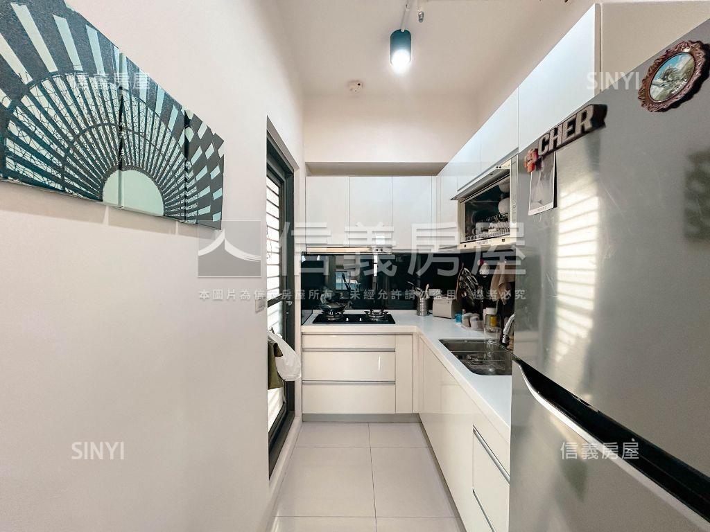 ８６快速道路旁成家首選！房屋室內格局與周邊環境