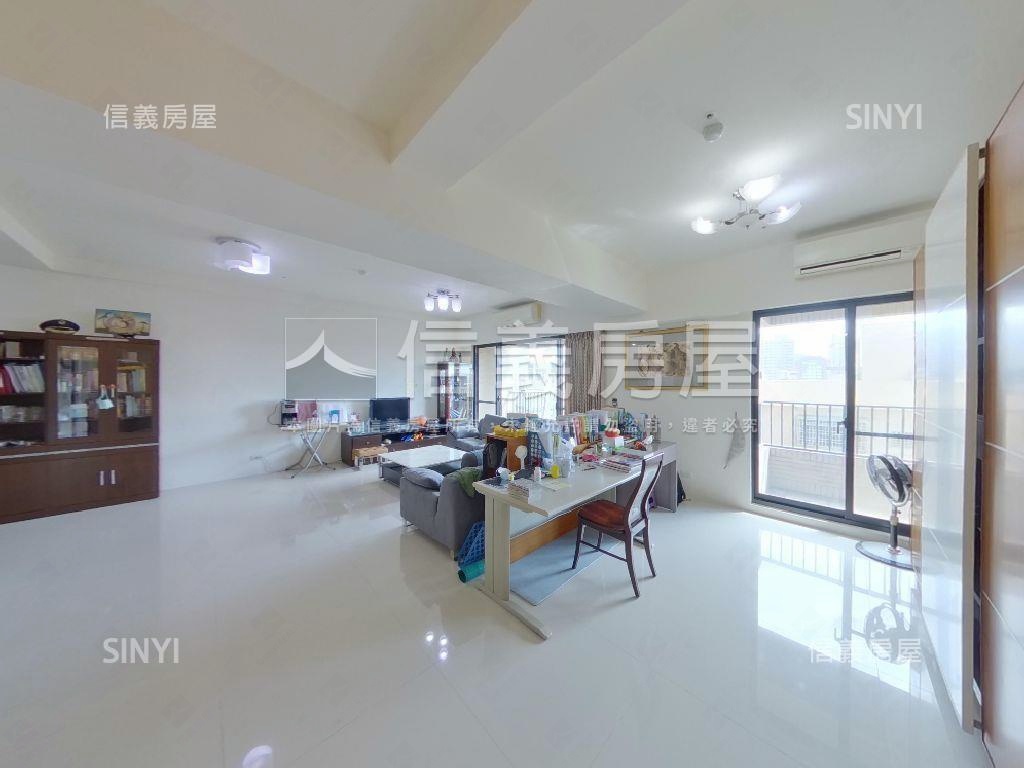 高雄鼎宇博愛之星決心處理房屋室內格局與周邊環境