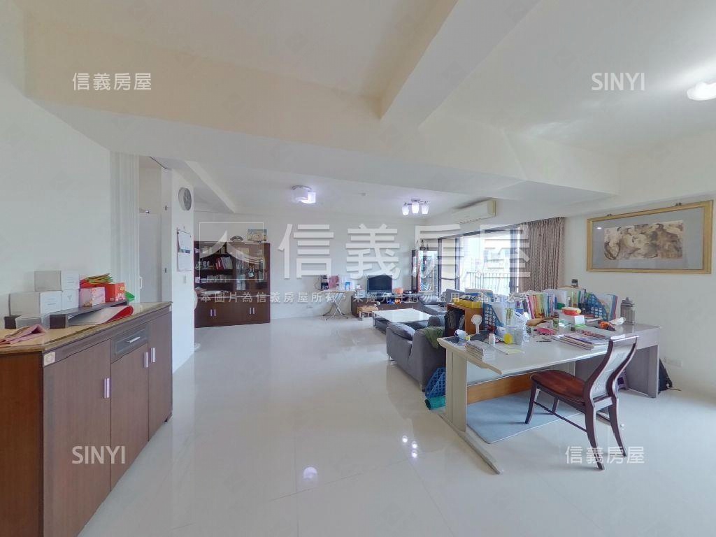 高雄鼎宇博愛之星決心處理房屋室內格局與周邊環境