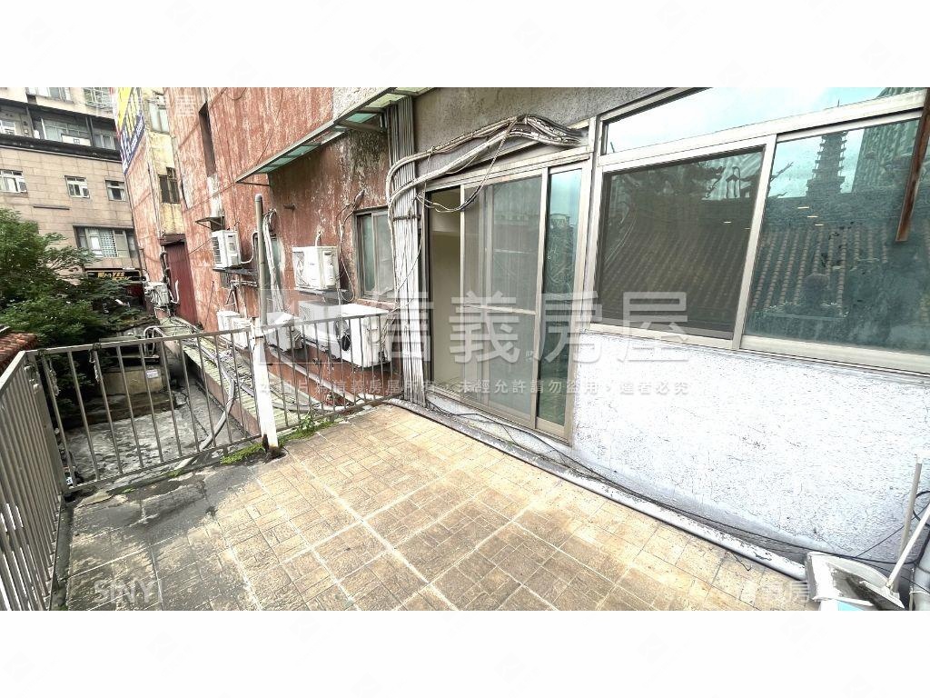 府中捷運方正大空間房屋室內格局與周邊環境