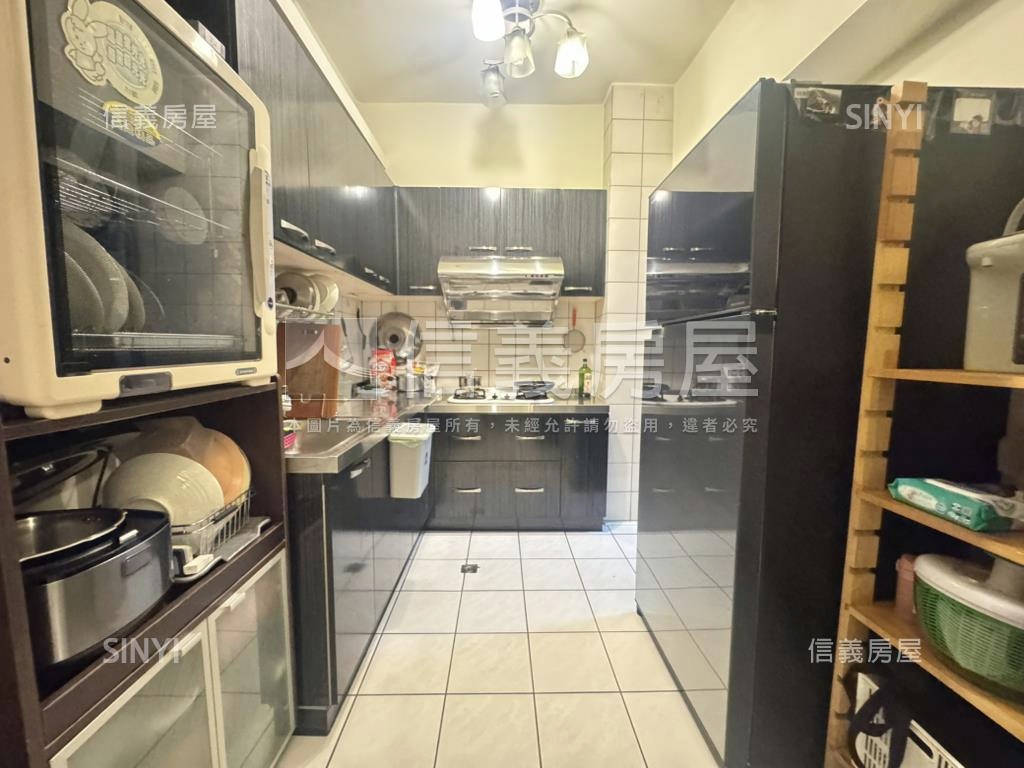 甜甜價高樓採光美三房房屋室內格局與周邊環境