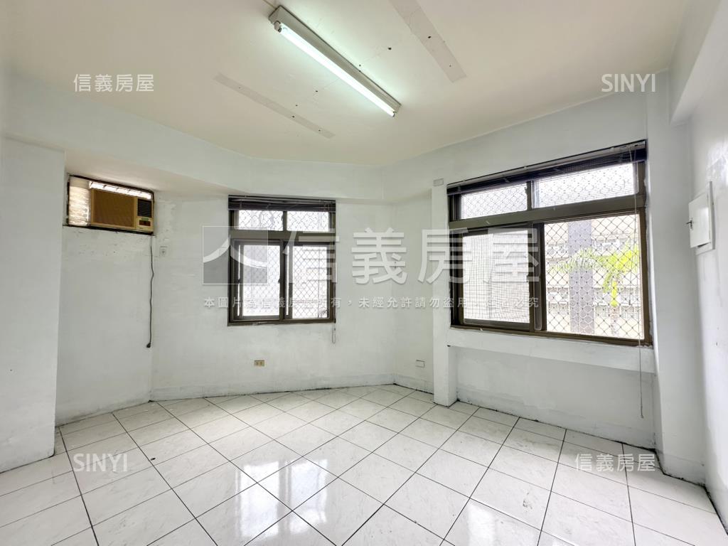 同安路角窗店面房屋室內格局與周邊環境