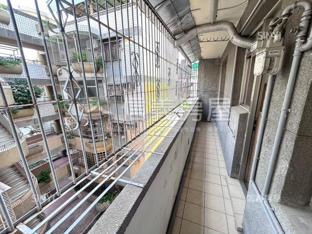 南區近圖書館三房美寓房屋室內格局與周邊環境