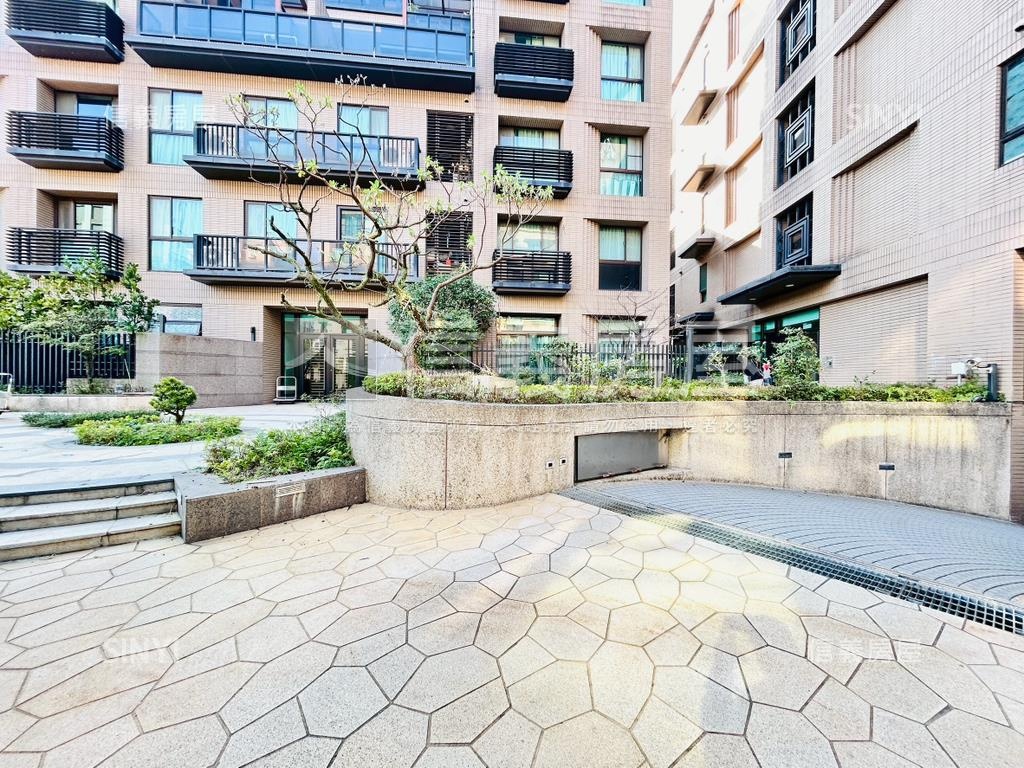 史恩莊園精緻兩房車位房屋室內格局與周邊環境