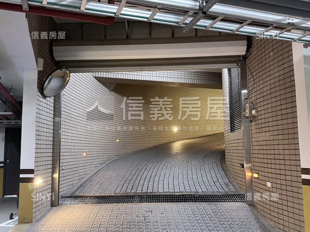 史恩莊園精緻兩房車位房屋室內格局與周邊環境