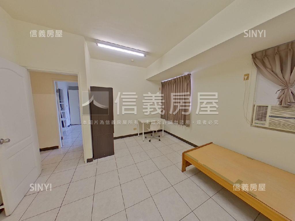 望族ＩＩ私藏美屋房屋室內格局與周邊環境
