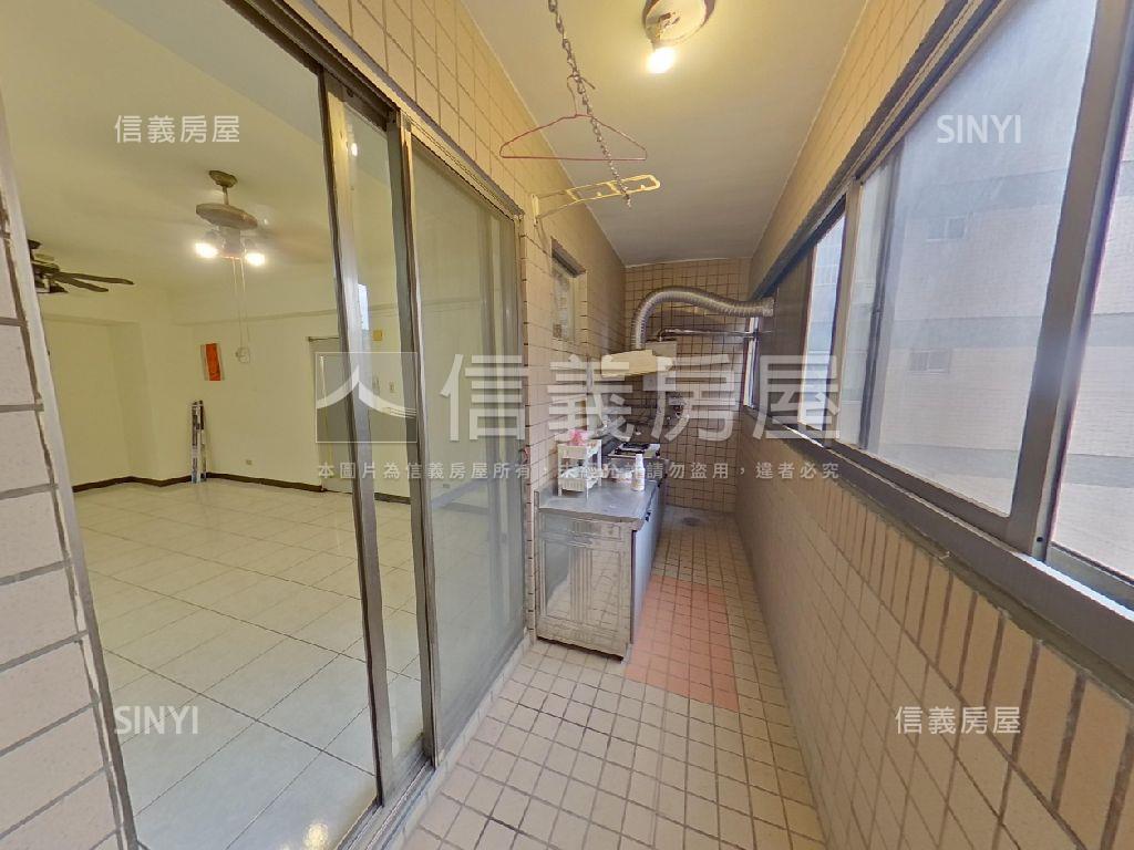 望族ＩＩ私藏美屋房屋室內格局與周邊環境