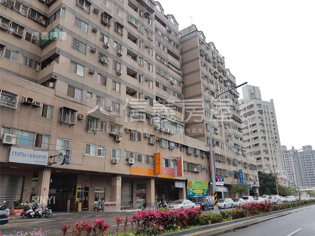 望族ＩＩ私藏美屋房屋室內格局與周邊環境