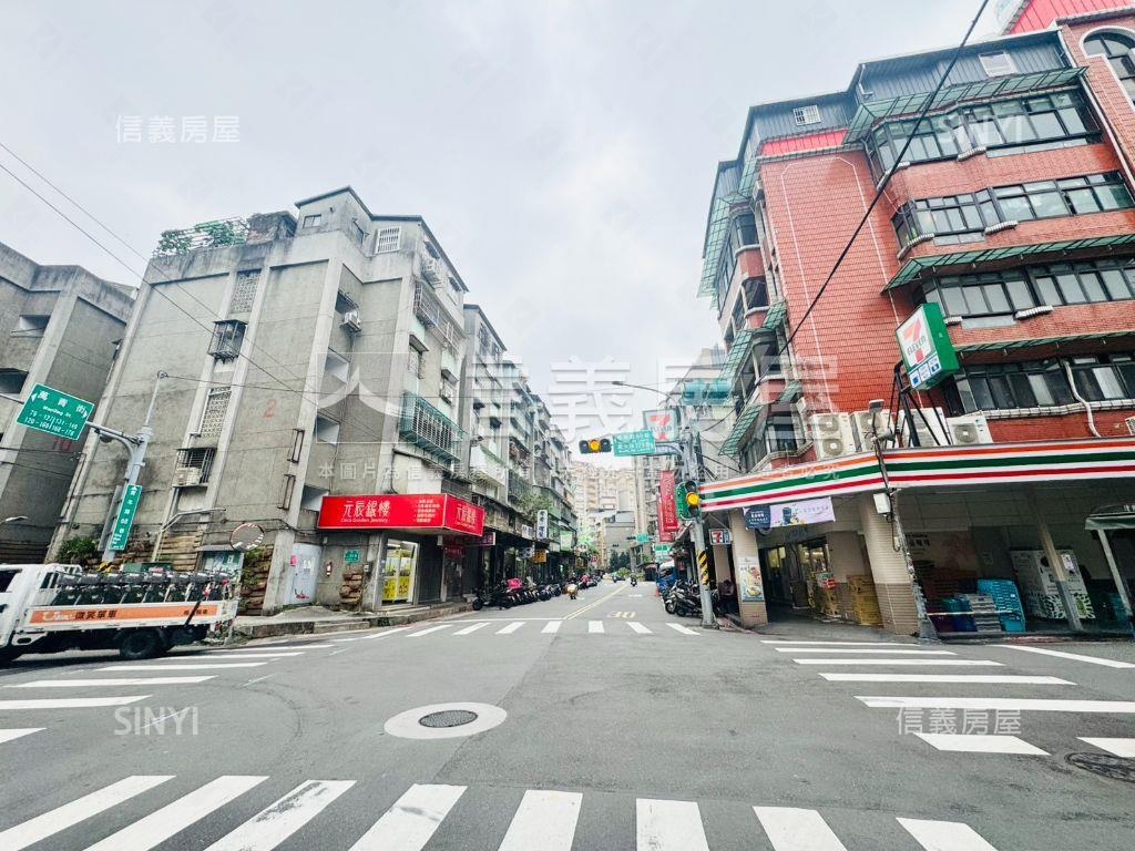 ✓低總價萬青街店面房屋室內格局與周邊環境