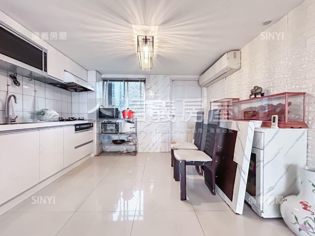 稀有中研宏觀景觀三房車位房屋室內格局與周邊環境