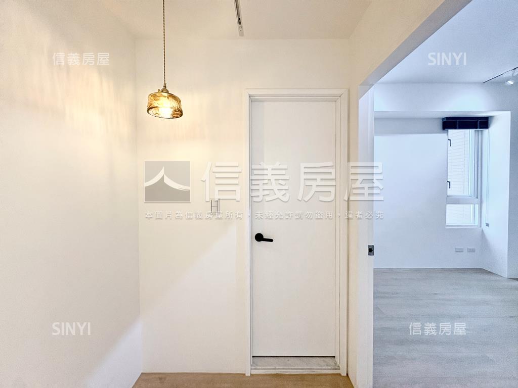 超美裝潢主約３７坪美屋房屋室內格局與周邊環境