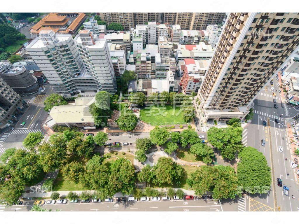 高質感社區朝南園道宅房屋室內格局與周邊環境