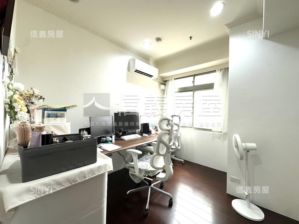 長隄邊間高樓電梯兩房房屋室內格局與周邊環境