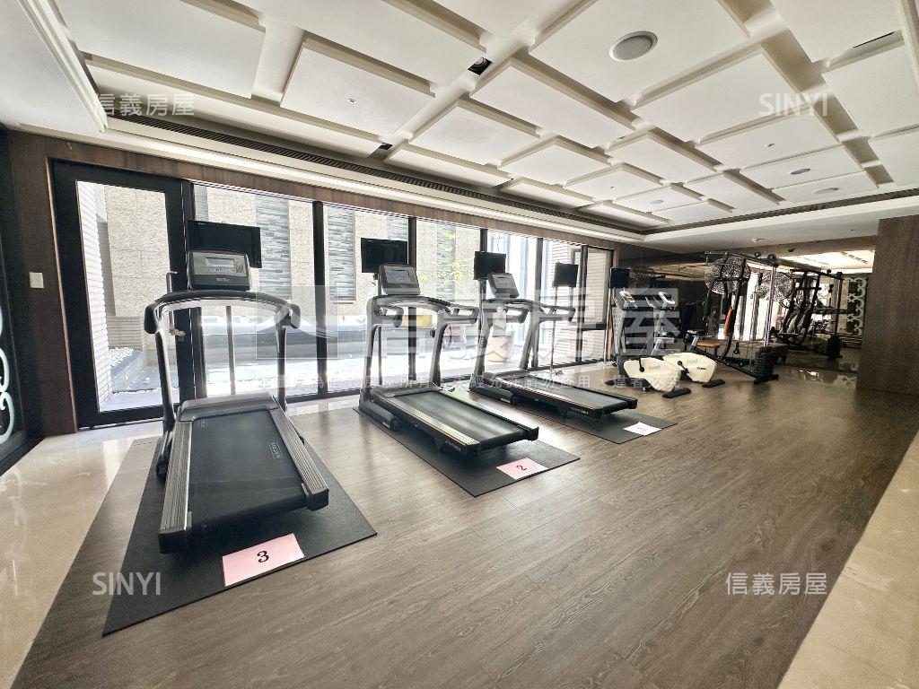 宏普景觀精裝三房車位房屋室內格局與周邊環境