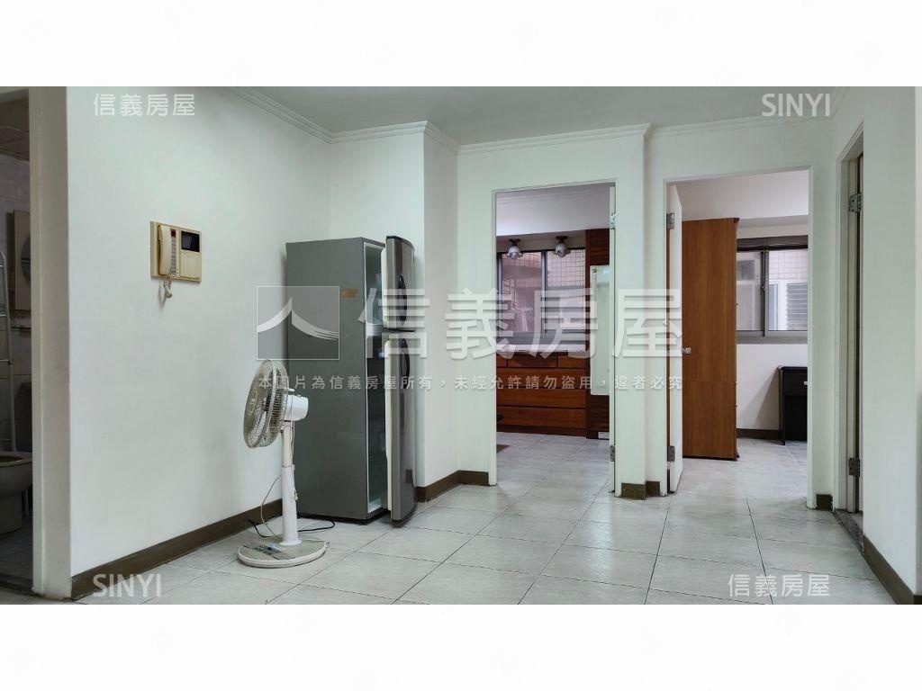 力霸山河高樓精品２房房屋室內格局與周邊環境
