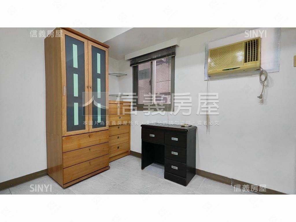 力霸山河高樓精品２房房屋室內格局與周邊環境