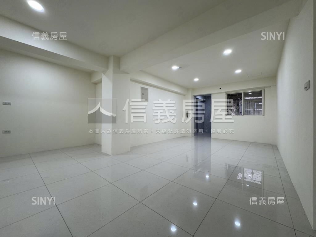 近萬隆捷運★電梯三房房屋室內格局與周邊環境