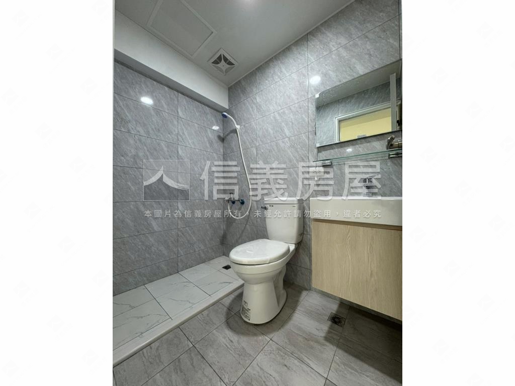 近萬隆捷運★電梯三房房屋室內格局與周邊環境