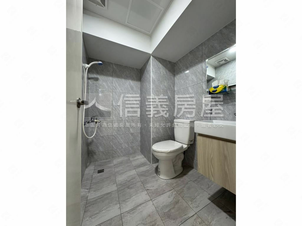 近萬隆捷運★電梯三房房屋室內格局與周邊環境