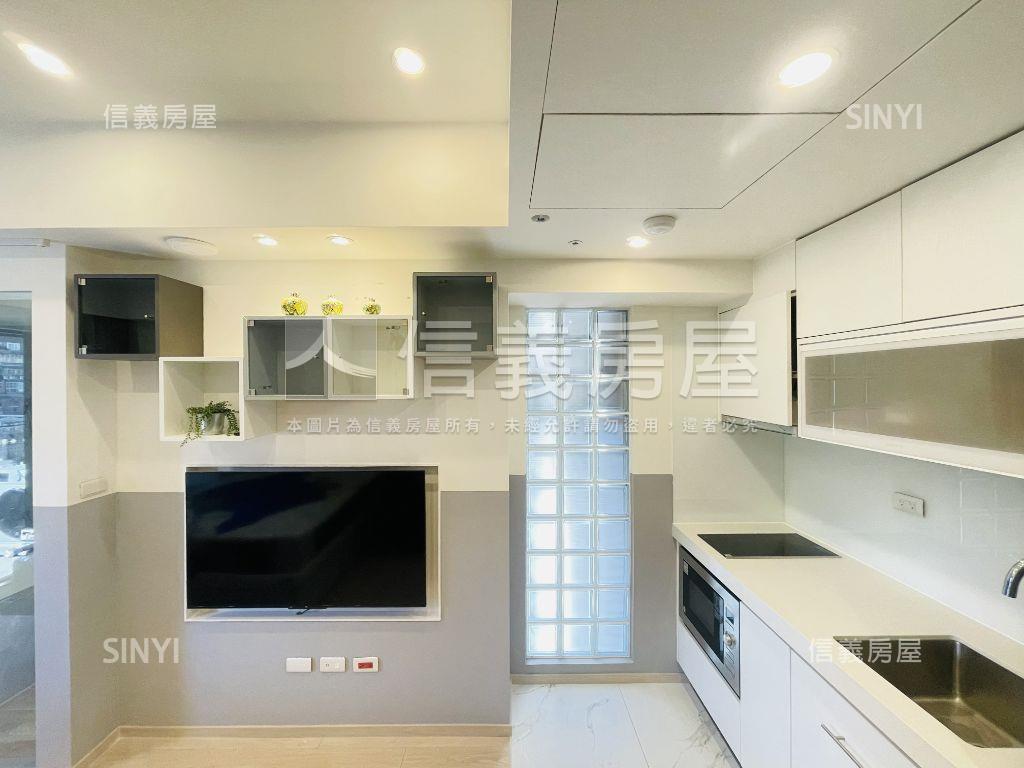 自在裝潢美屋房屋室內格局與周邊環境