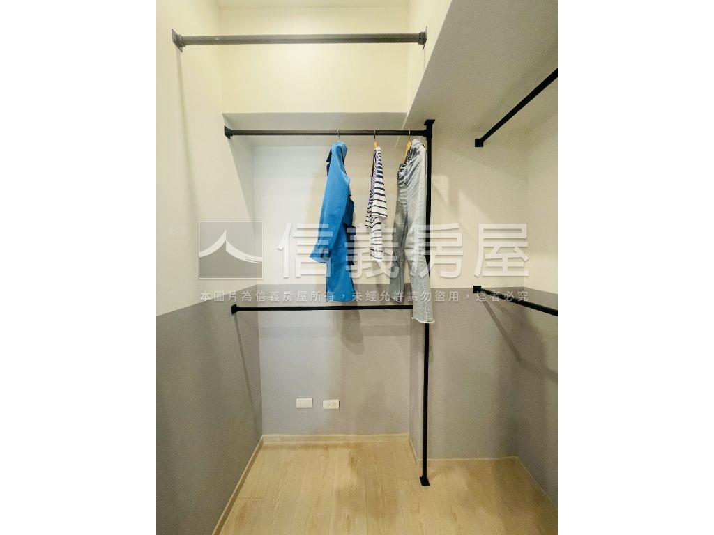 自在裝潢美屋房屋室內格局與周邊環境
