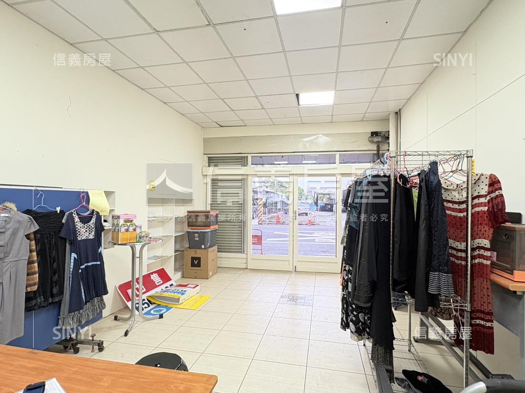 柳營車站｜約１２米金店地房屋室內格局與周邊環境