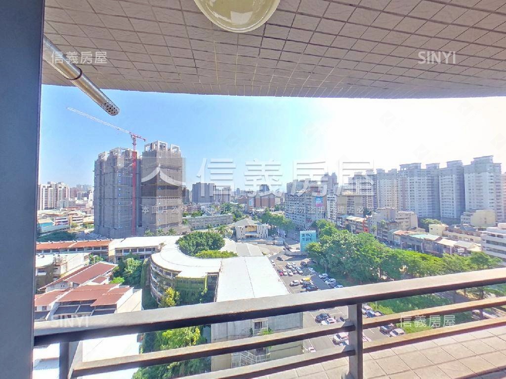 南區近中山醫三房車位房屋室內格局與周邊環境