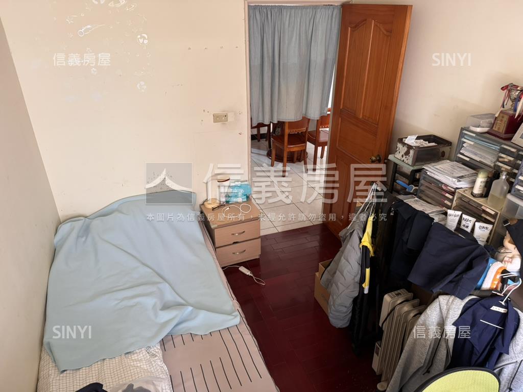 大有冠倫稀有邊間成家３房房屋室內格局與周邊環境