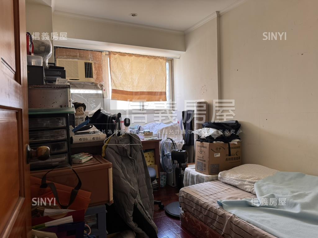 大有冠倫稀有邊間成家３房房屋室內格局與周邊環境