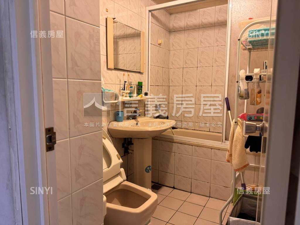 大有冠倫稀有邊間成家３房房屋室內格局與周邊環境