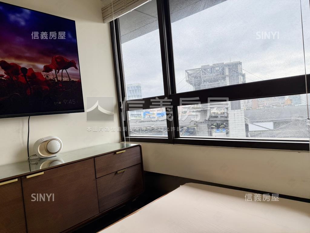 長耀朗朗景觀３房車位房屋室內格局與周邊環境