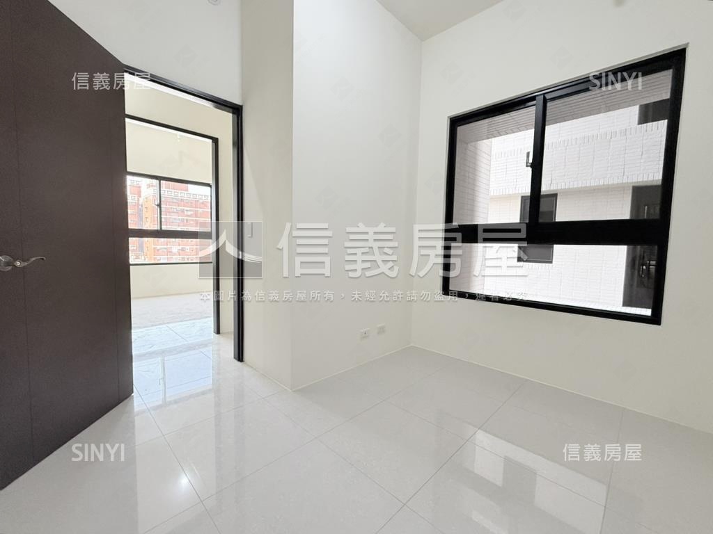 城揚．保泰一品三房平車房屋室內格局與周邊環境