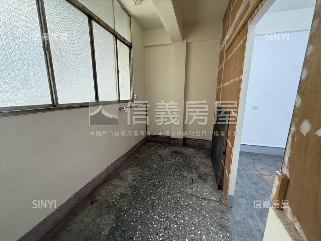 稀有釋出！民族騎樓透天！房屋室內格局與周邊環境