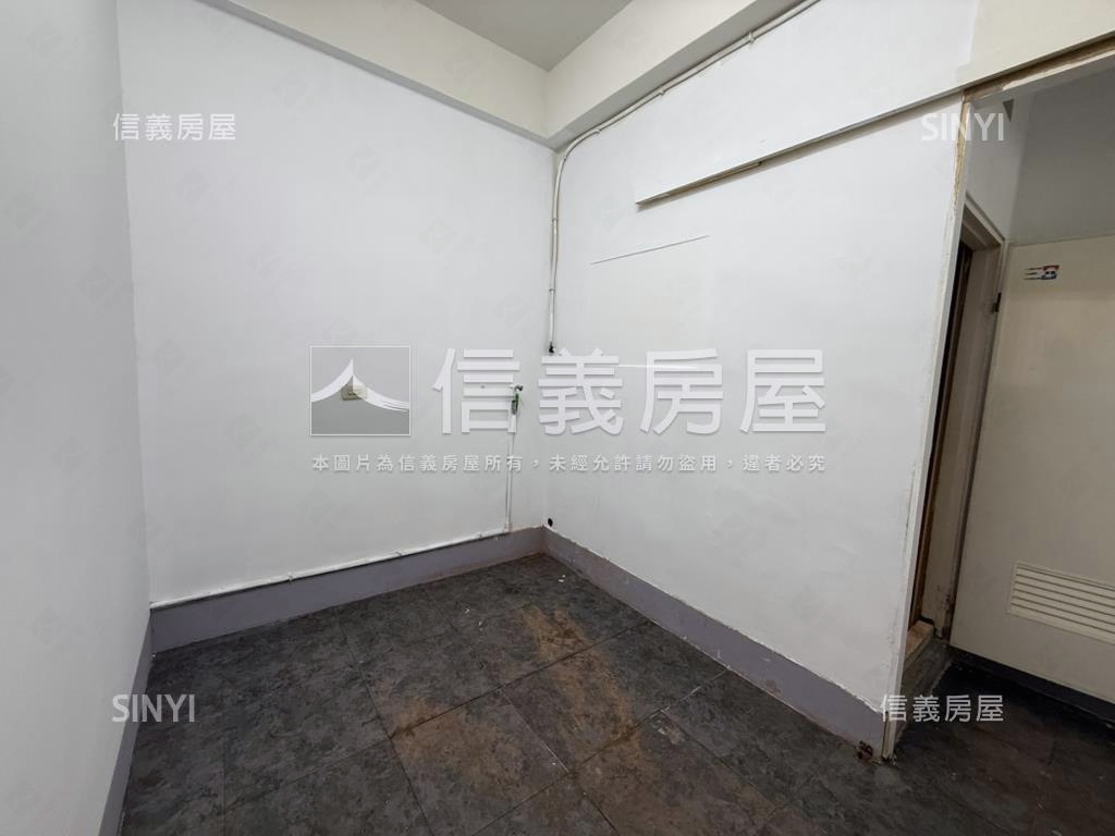 稀有釋出！民族騎樓透天！房屋室內格局與周邊環境