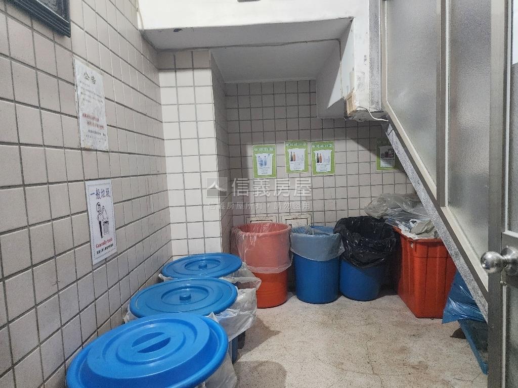 ┐逸園┌山景明亮樓中樓房屋室內格局與周邊環境