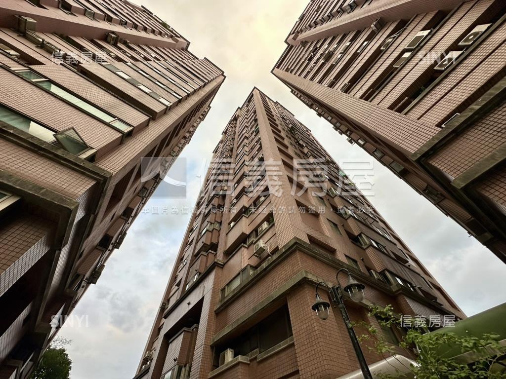 稀有釋出台北水都Ｅ棟三房房屋室內格局與周邊環境