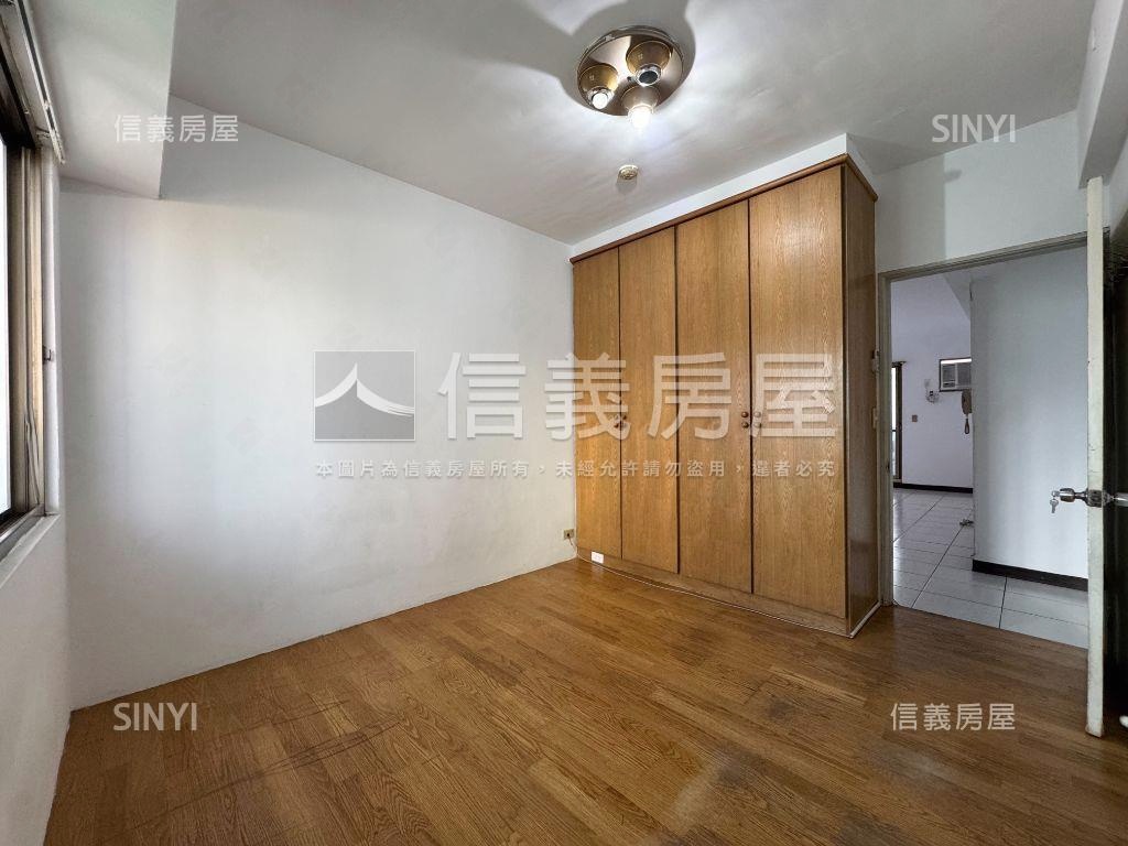 中清路水湳美麗３房平車房屋室內格局與周邊環境