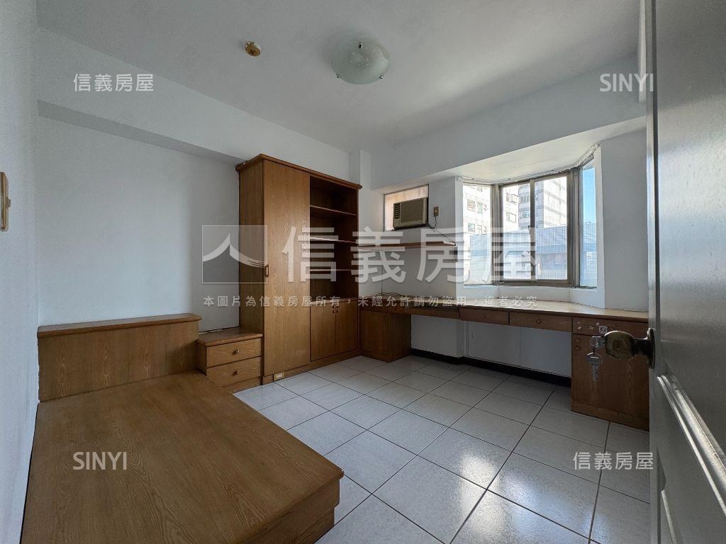 中清路水湳美麗３房平車房屋室內格局與周邊環境