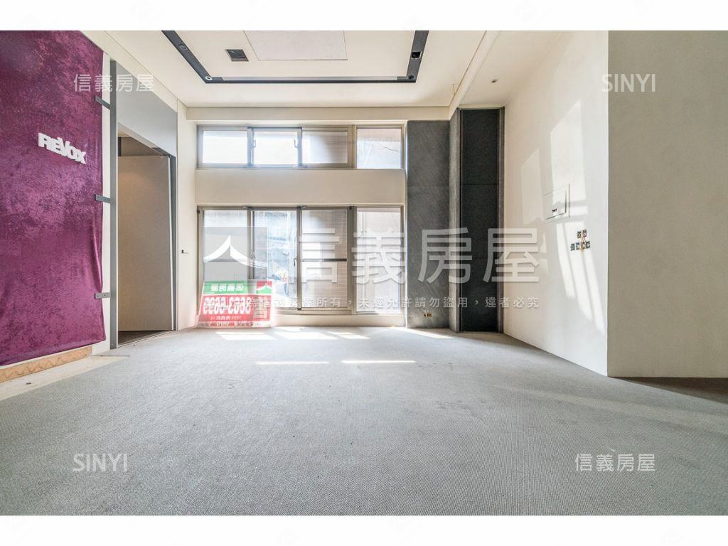 ✿萬隆挑高四米二金店面✿房屋室內格局與周邊環境