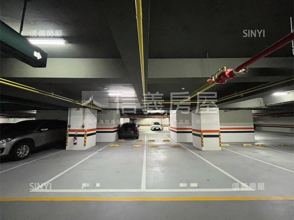 雲極｜雲海景觀兩房雙車位房屋室內格局與周邊環境